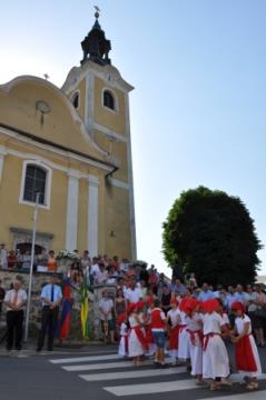 KNOBLEHARJEVO 2012 - Otvoritev ceste in pločnika do osnovne šole Frana Metelka 16